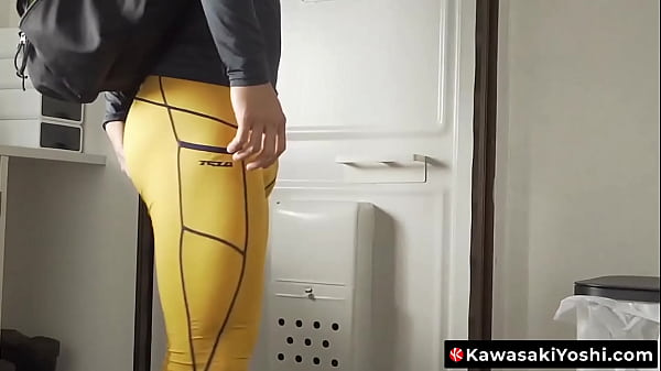 KawasakiYoshi.com – Japanese jock Yoshi Kawasaki rides a massive dildo after butt plug warm up