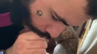 My friend Cassio Farias giving me a help