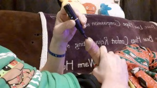 Vibrating sounding toy first time