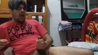 EYACULANDO BIEN CALIENTE ??