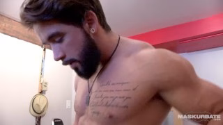 Maskurbate Lumberjack Hunk has a Nice Cock