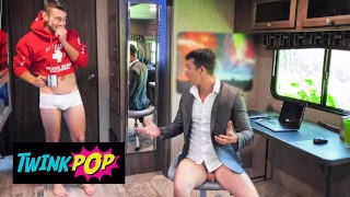 TWINKPOP – Dante Colle Fucks His Bf Nic Sahara’s Tight Asshole Really Hard While On A Job Interview