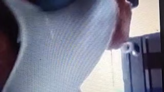 日本人男子のがまん汁びしょ濡れ電マオナニー